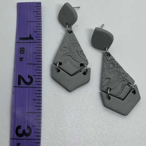 NWT Handmade Clay Earrings - Picture 5 of 9